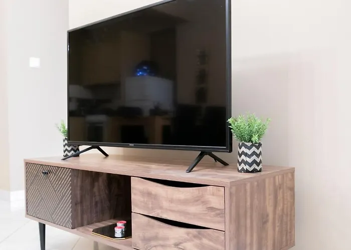 View Anthemis Boutique B1 *